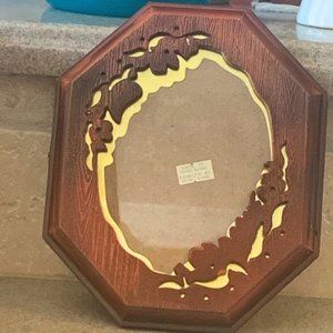 Vintage Faux Wood Grain Octagonal Picture Frame With Gold Accent Trim 8 X 6 Made